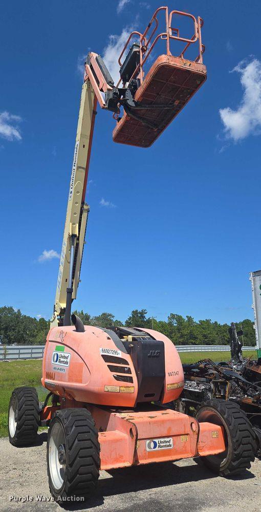 Image of JLG 600AJ equipment image 2