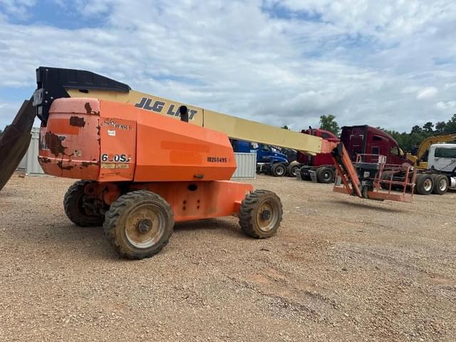 Image of JLG 660SJ equipment image 2