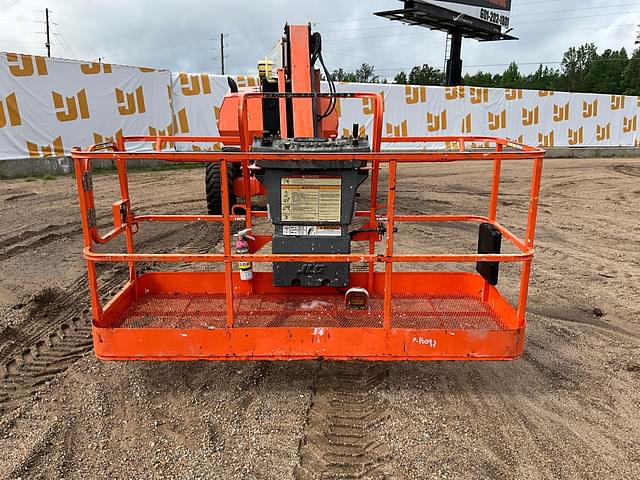 Image of JLG 800AJ equipment image 1
