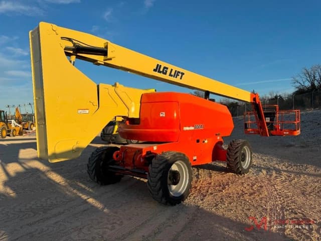 Image of JLG 800AJ equipment image 3