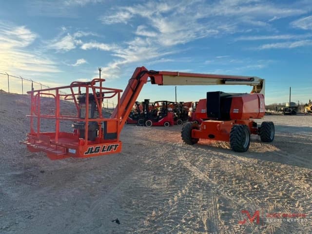 Image of JLG 800AJ equipment image 1