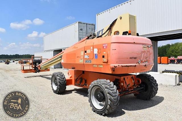 Image of JLG 800S equipment image 2