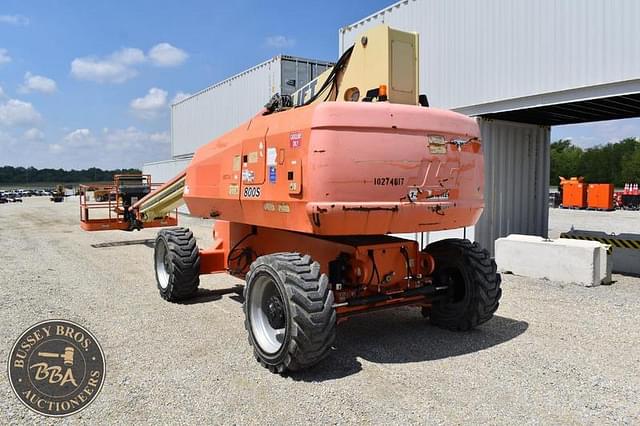Image of JLG 800S equipment image 4