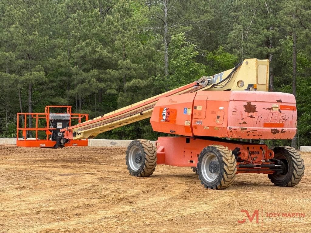 Image of JLG 800S Primary image