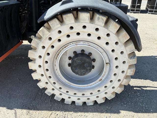Image of JLG G10-55A equipment image 4