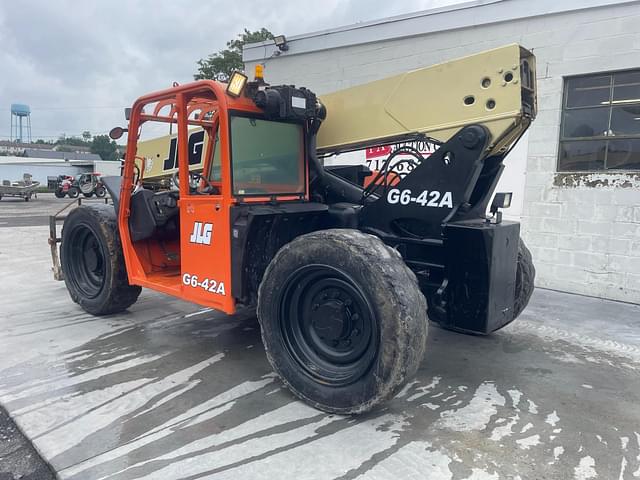 Image of JLG G6-42A equipment image 3