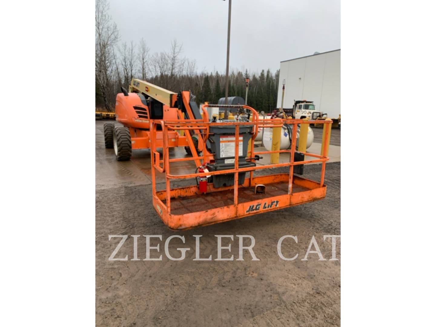 2014 JLG 600AJ Equipment Image0