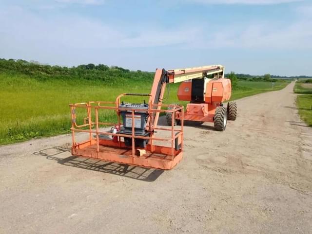 Image of JLG 800AJ equipment image 1