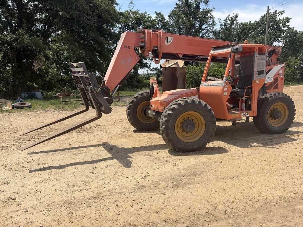 2014 JLG 8042 Equipment Image0