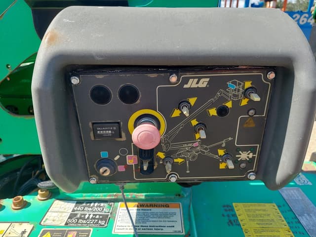 Image of JLG T350 equipment image 4