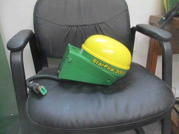 Main image John Deere StarFire 3000