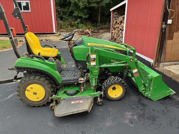 Image of John Deere 1023E equipment image 3