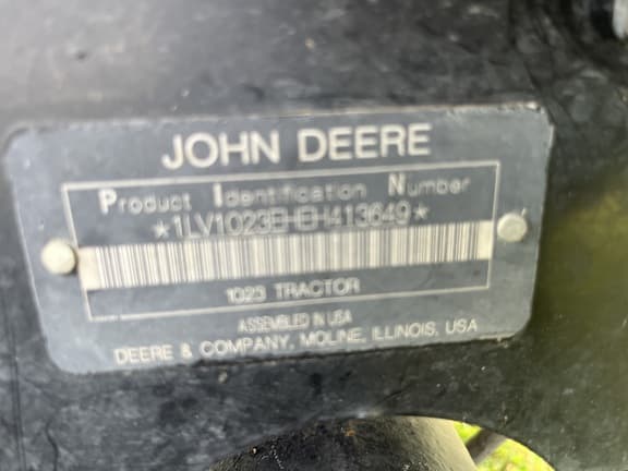 Image of John Deere 1023E equipment image 1