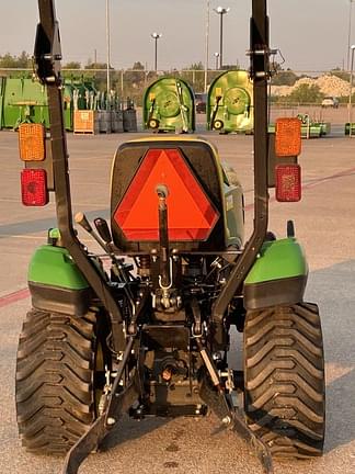 Image of John Deere 1023E equipment image 3