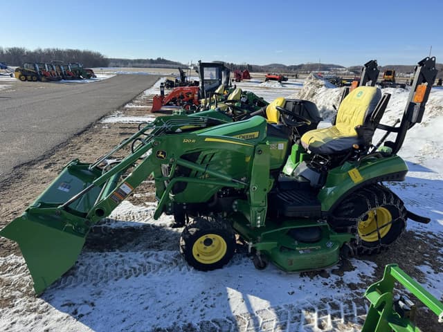 Image of John Deere 1023E equipment image 2