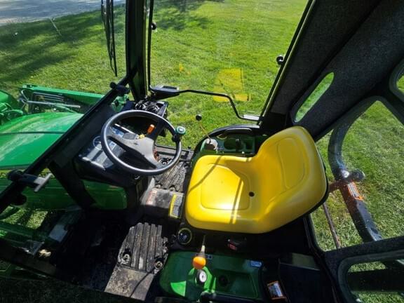 Image of John Deere 1023E equipment image 4