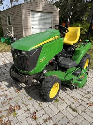 Image of John Deere 1023E equipment image 4