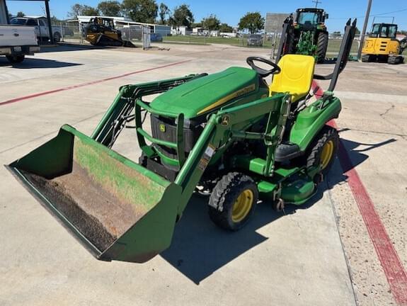 Image of John Deere 1023E equipment image 4