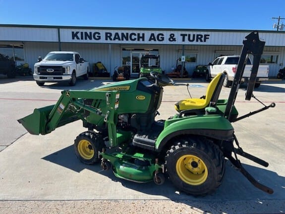 2014 John Deere 1023E Equipment Image0