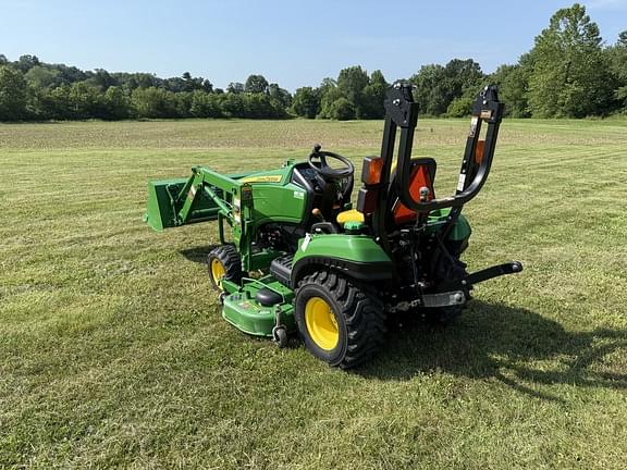 Image of John Deere 1023E equipment image 2
