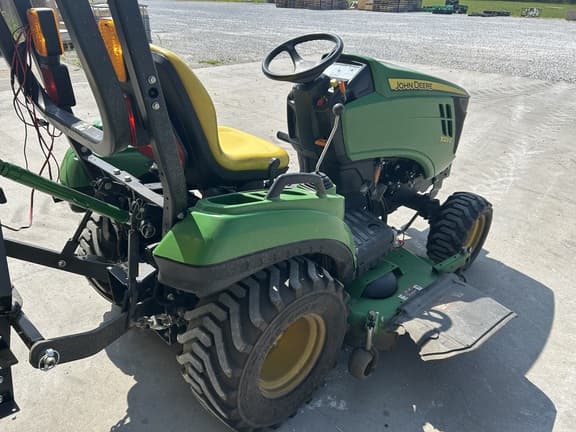 Image of John Deere 1023E equipment image 4