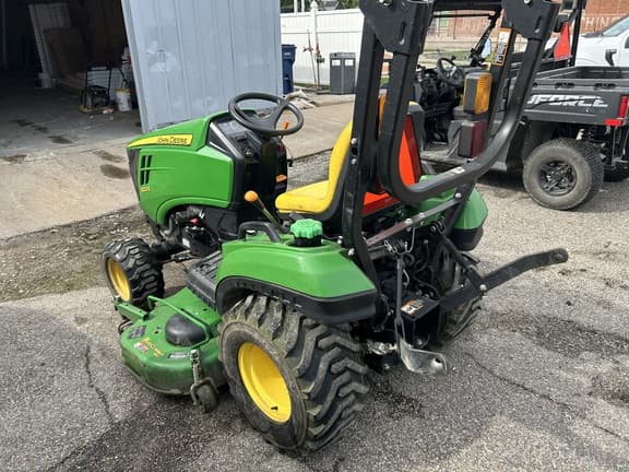 Image of John Deere 1023E equipment image 2