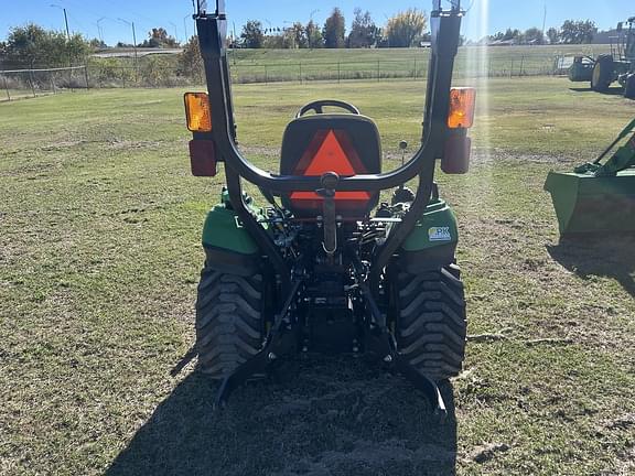 Image of John Deere 1023E equipment image 2