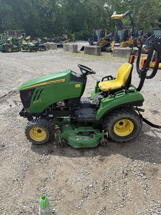 2014 John Deere 1023E Equipment Image0