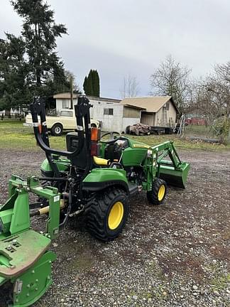 Image of John Deere 1023E equipment image 2