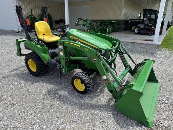 2014 John Deere 1023E Equipment Image0
