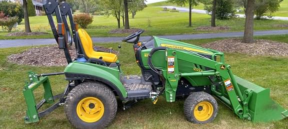 Image of John Deere 1023E equipment image 1