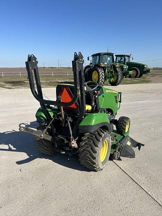 Image of John Deere 1023E equipment image 2