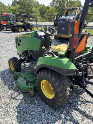 Image of John Deere 1023E equipment image 2
