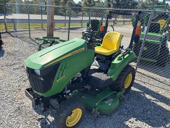 Image of John Deere 1023E Image 0