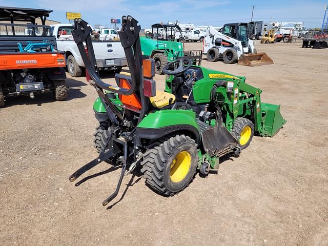 Image of John Deere 1023E equipment image 3