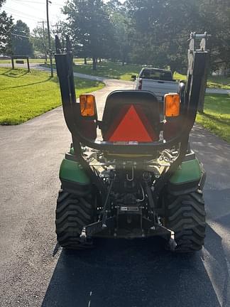 Image of John Deere 1025R equipment image 4