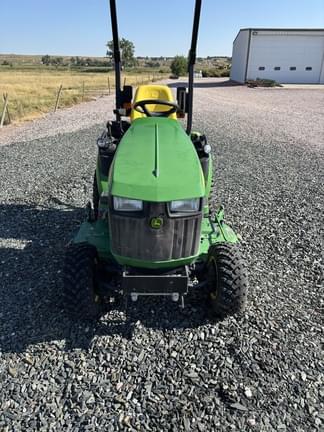 Image of John Deere 1025R equipment image 3