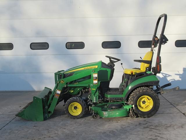 Image of John Deere 1025R equipment image 2