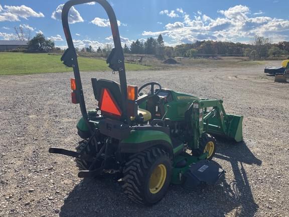 Image of John Deere 1025R equipment image 2