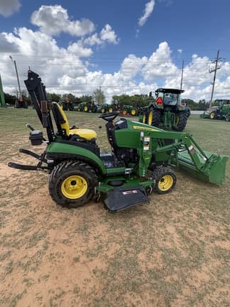 Image of John Deere 1025R equipment image 3