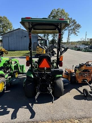 Image of John Deere 1025R equipment image 3