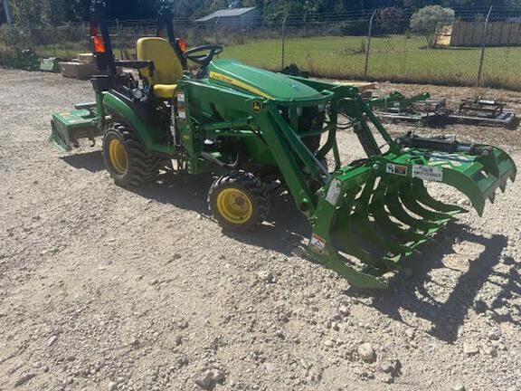 Image of John Deere 1025R equipment image 2
