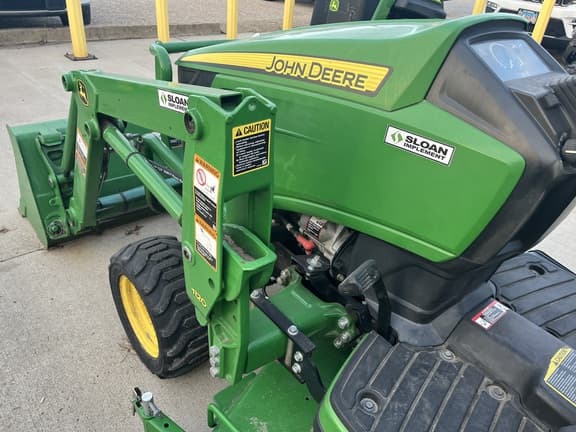 Image of John Deere 1025R equipment image 4