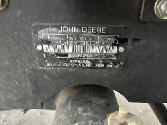 Image of John Deere 1025R Image 1