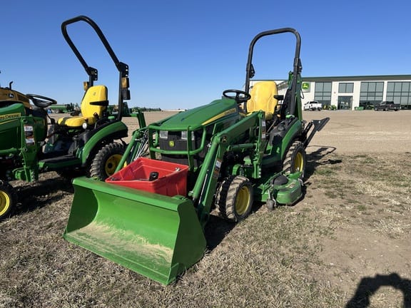 2014 John Deere 1025R Equipment Image0