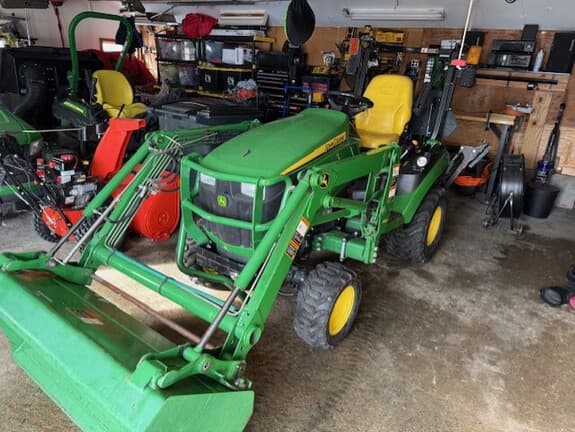 Image of John Deere 1025R equipment image 1