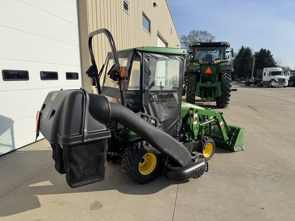 Image of John Deere 1025R equipment image 2