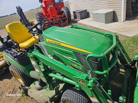 Image of John Deere 1025R equipment image 4