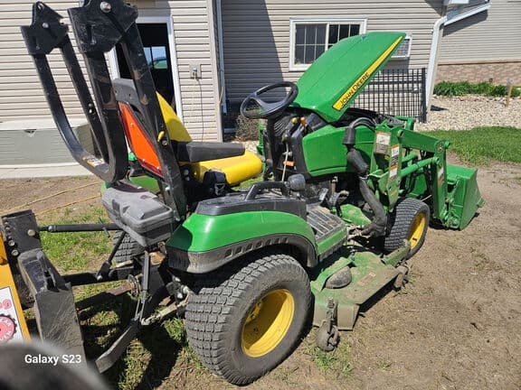 Image of John Deere 1025R equipment image 2