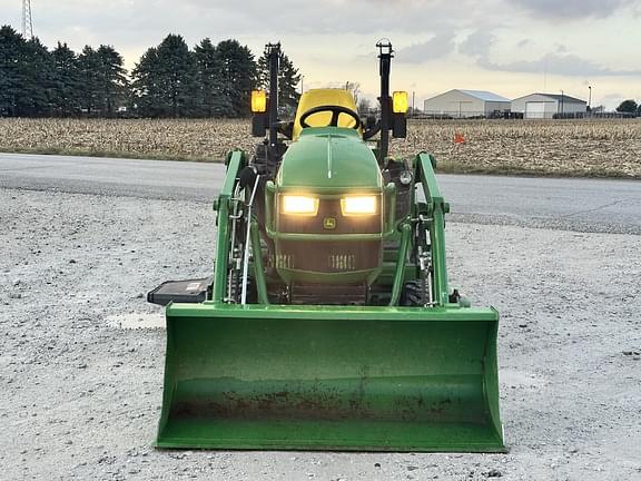 Image of John Deere 1025R equipment image 1